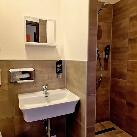 Storch Hotel Kolonia